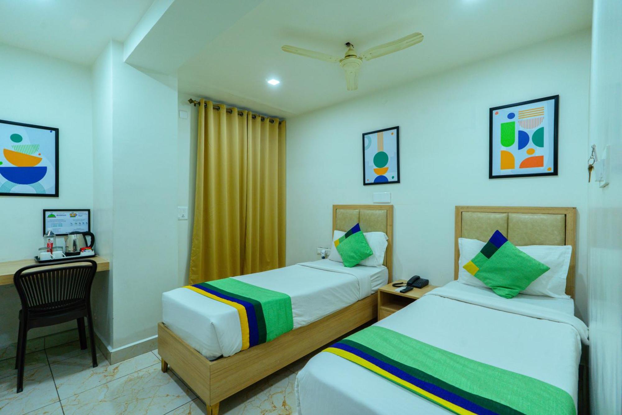 Treebo Elmas Grand Hotell Bangalore Exteriör bild